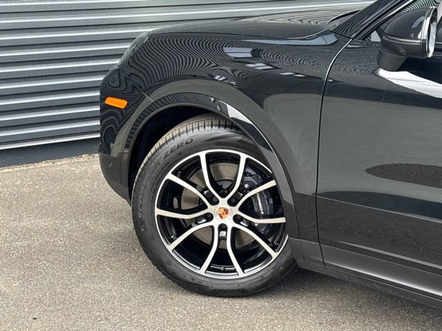 New 2026 Porsche Cayenne AWD/4WD image 12