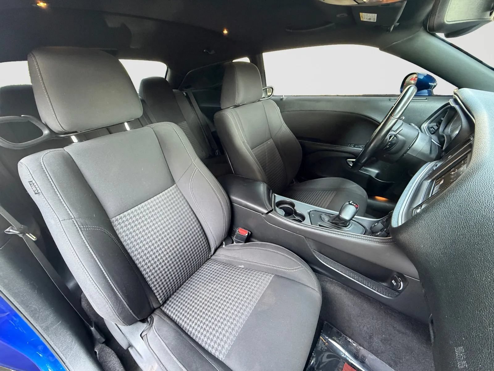 Used 2018 Dodge Challenger R/T RWD image 19
