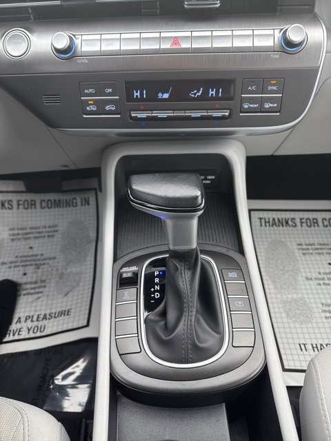 Used 2024 Hyundai Kona SEL image 23