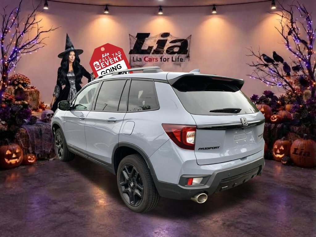 Used 2024 Honda Passport Black Edition image 5