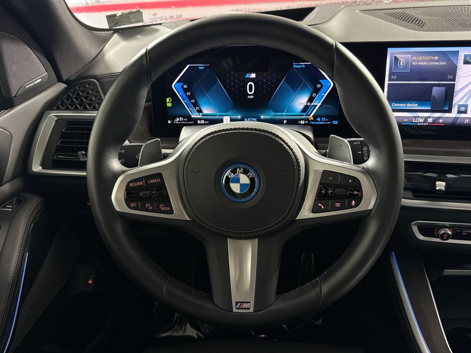 Used 2025 BMW X5 xDrive50e w/ M Sport Package AWD/4WD image 16