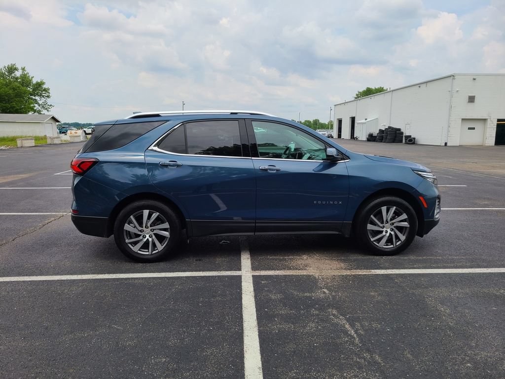 Used 2024 Chevrolet Equinox Premier AWD/4WD image 8