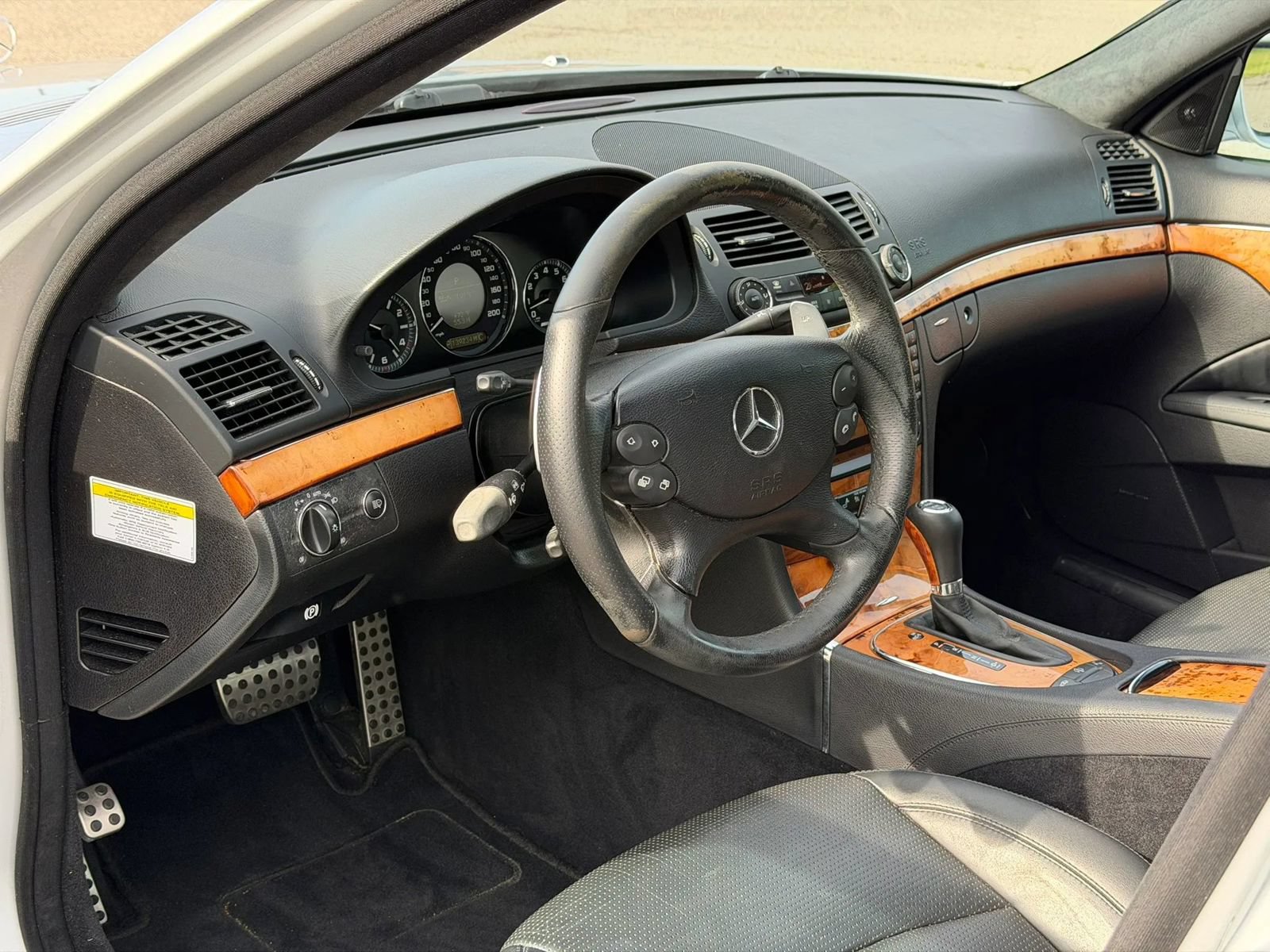 Used 2007 Mercedes-Benz E 63 AMG Sedan image 30