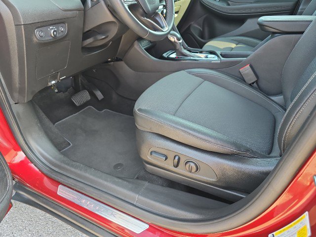 Used 2023 Buick Encore GX Preferred w/ Cold Weather Comfort Package FWD image 14