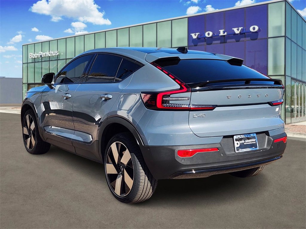 Used 2023 Volvo C40 P8 Recharge Ultimate image 33