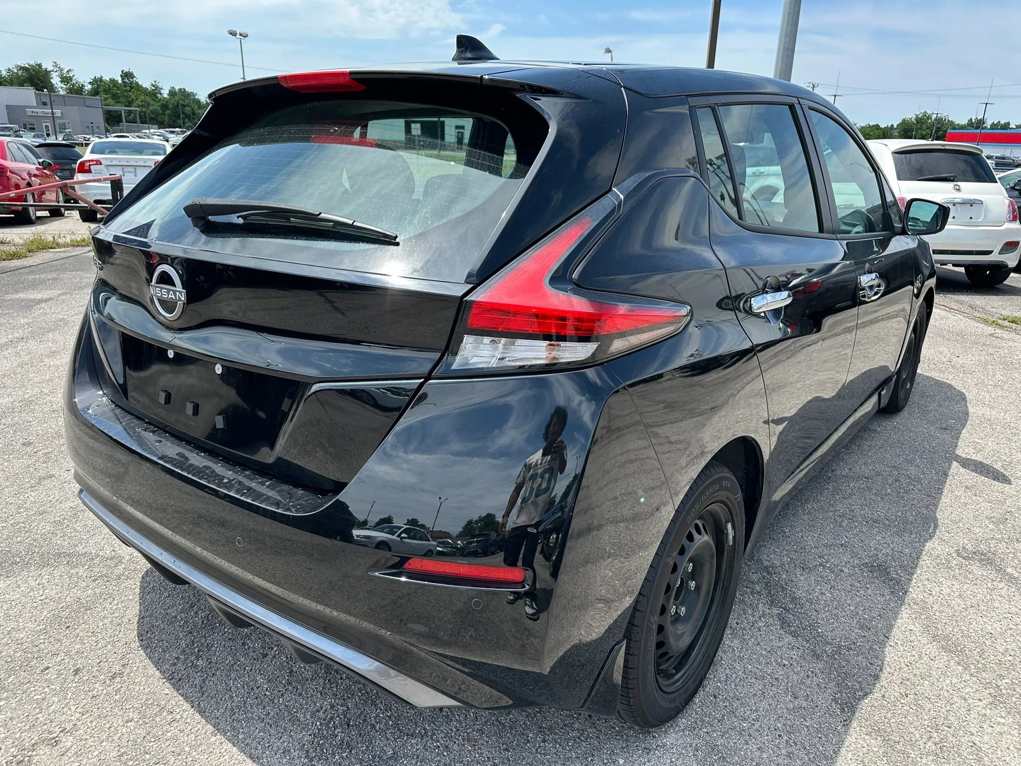 Used 2023 Nissan Leaf S FWD image 32