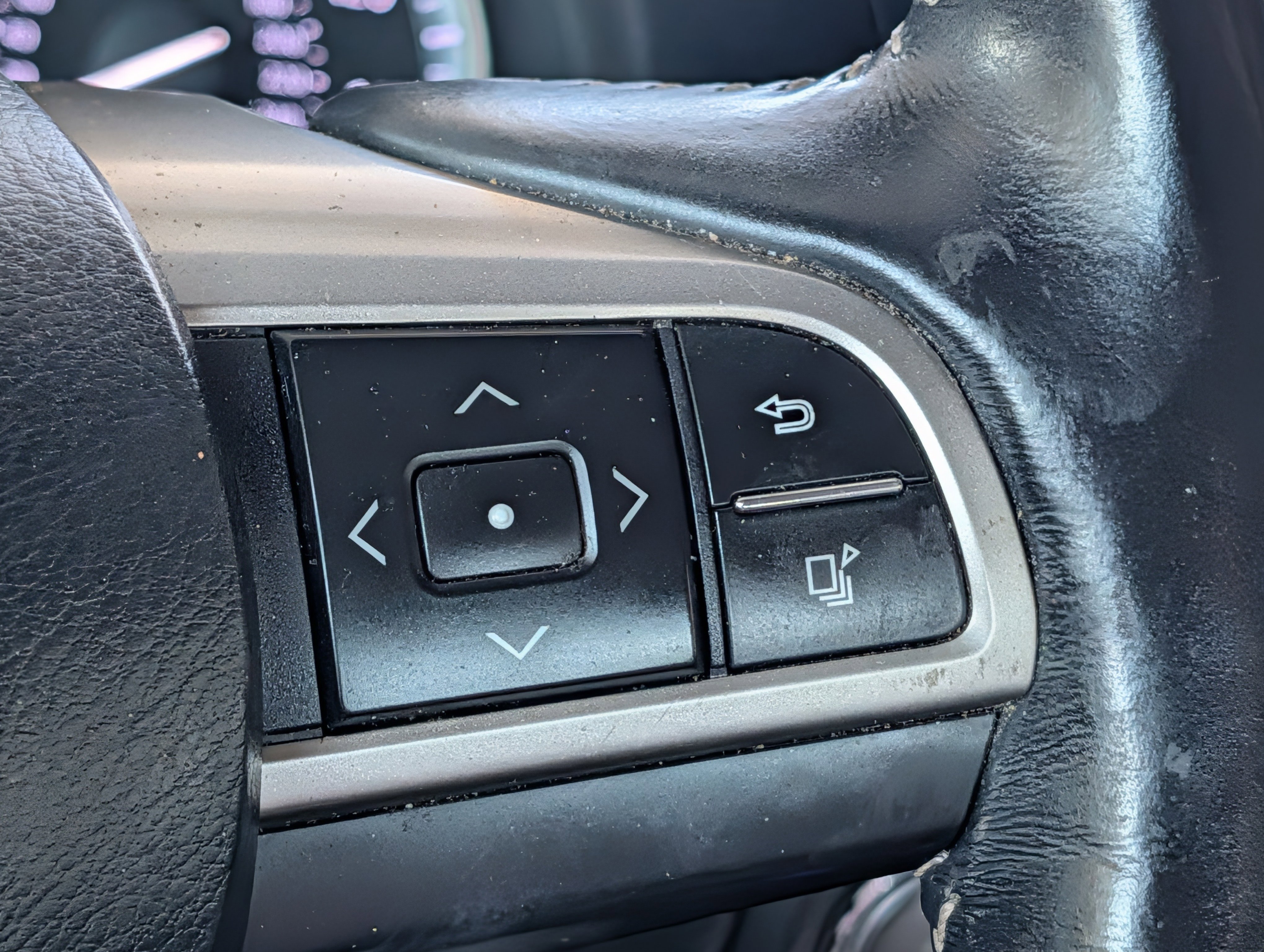 Used 2016 Lexus ES 350 w/ Navigation System Package image 14