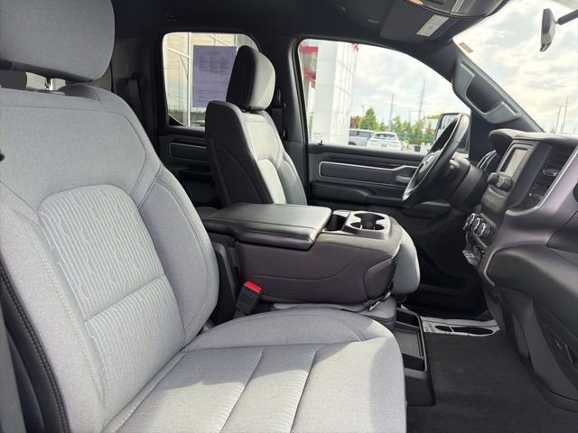 Used 2023 RAM 1500 Big Horn AWD/4WD image 30
