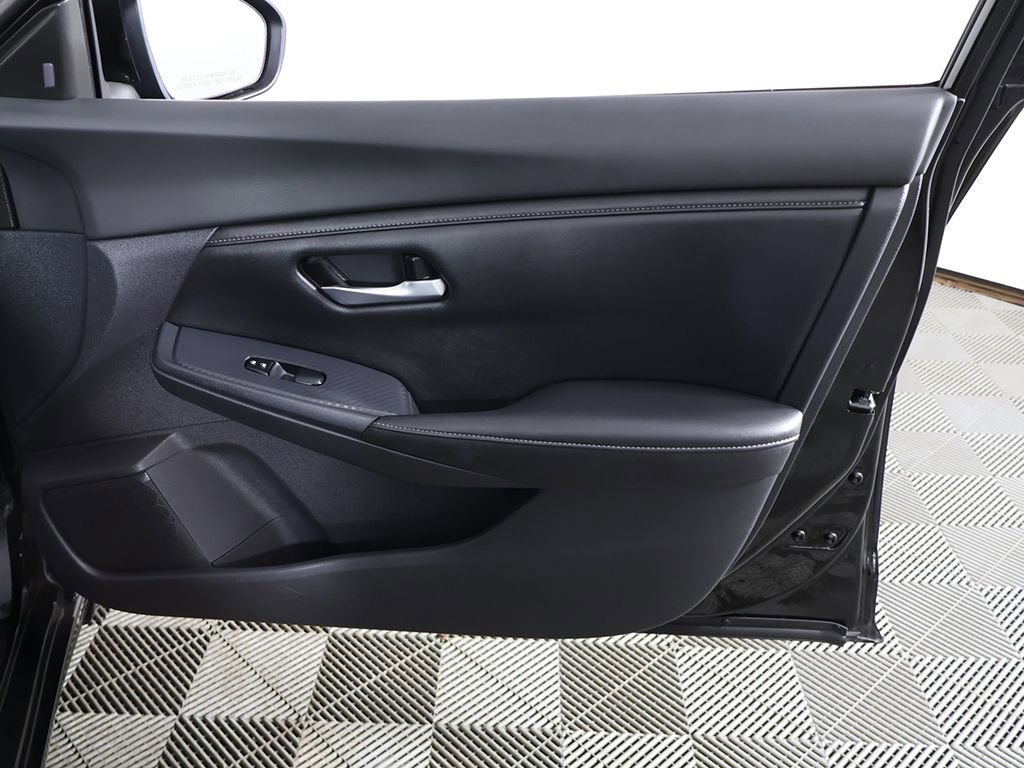 Used 2023 Nissan Sentra SV FWD image 21