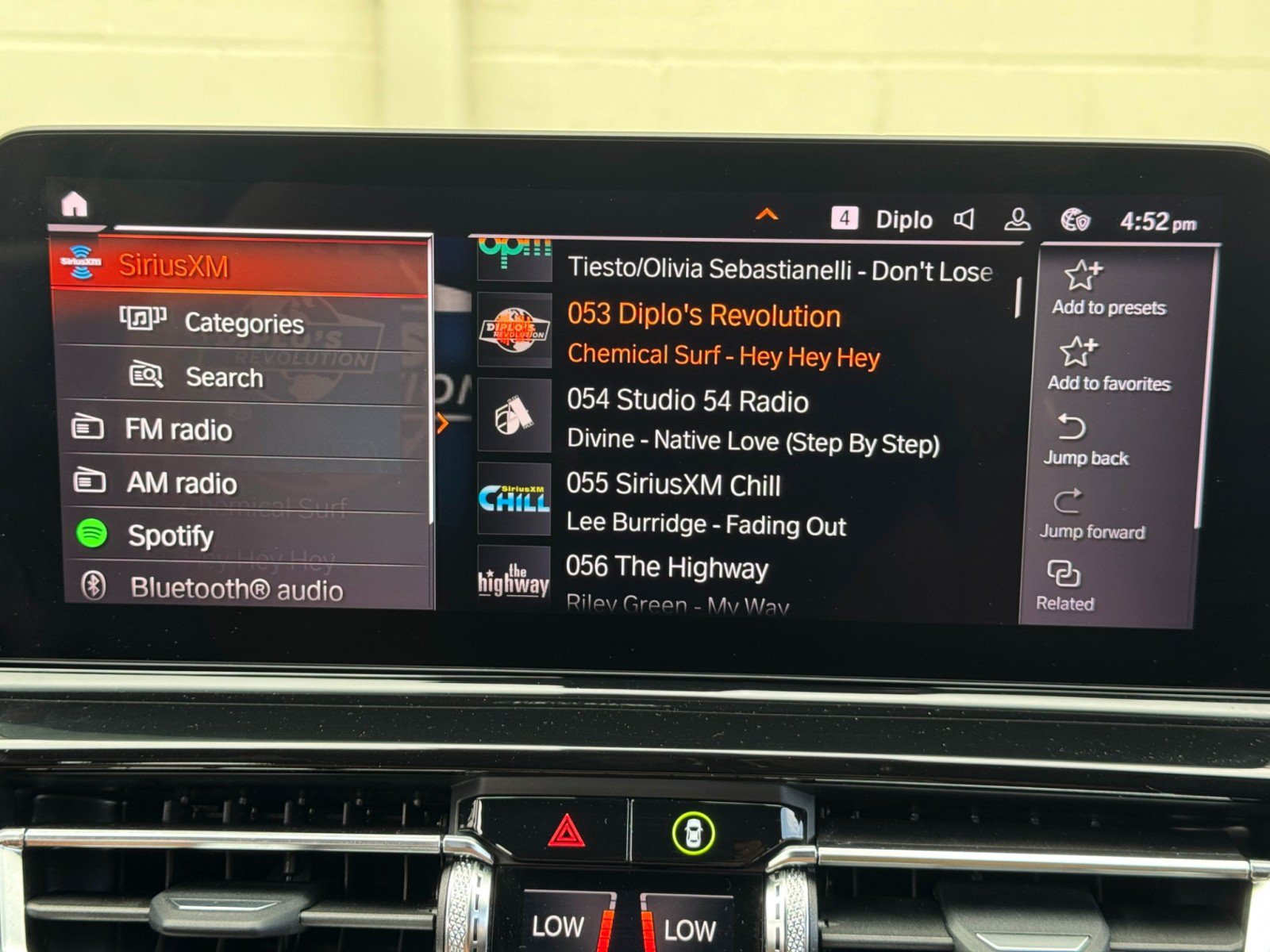 Used 2023 BMW M850i Gran Coupe xDrive w/ M Carbon Exterior Package AWD/4WD image 26