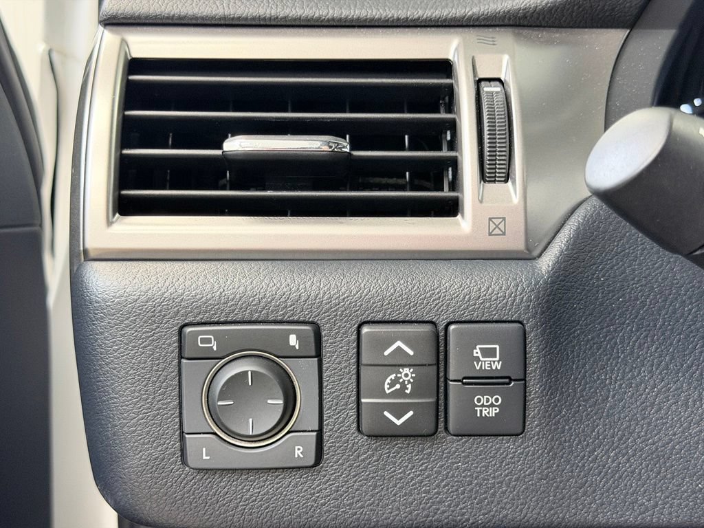 Used 2023 Lexus GX 460 Luxury AWD/4WD image 39