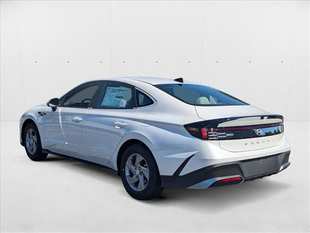 Used 2025 Hyundai Sonata SE image 9