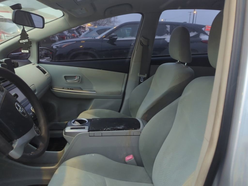 Used 2013 Toyota Prius V Three image 6