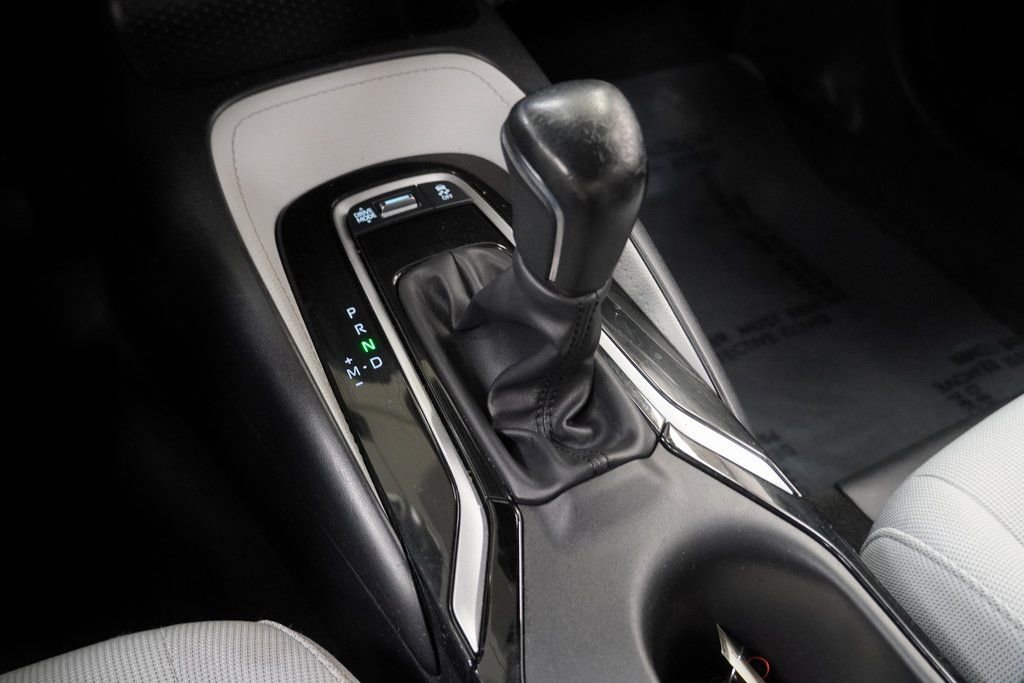Used 2024 Toyota Corolla SE image 32