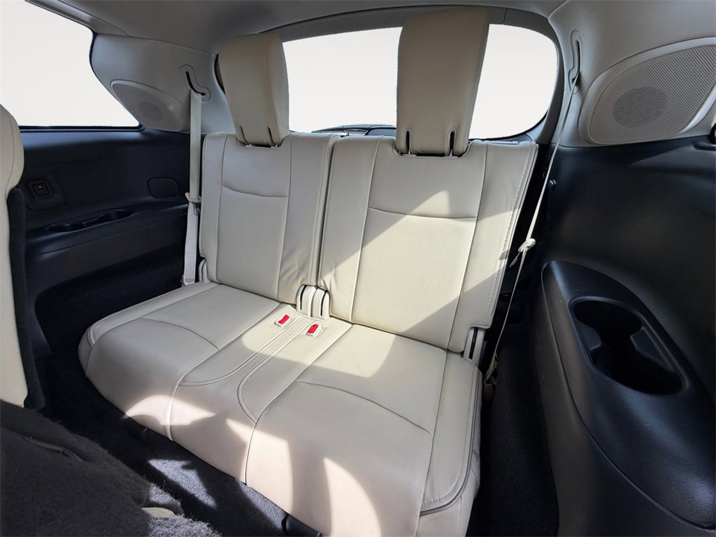 Used 2019 INFINITI QX60 Luxe w/ Essential Package image 15