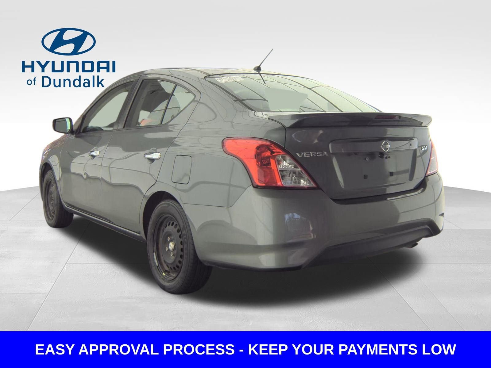 Used 2019 Nissan Versa SV FWD image 11