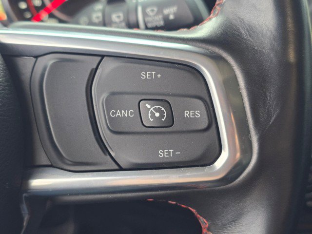 Used 2022 Jeep Wrangler Unlimited Rubicon w/ LED Lighting Group AWD/4WD image 36