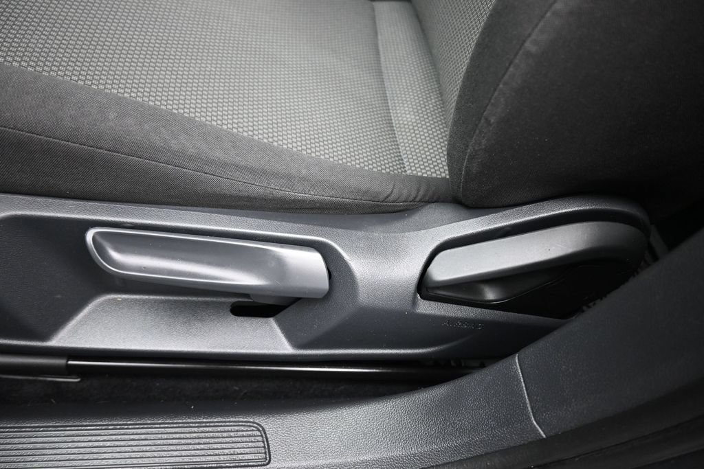Used 2019 Volkswagen Jetta S FWD image 13
