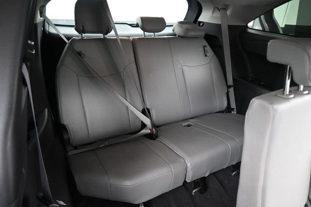 Used 2025 Toyota Sienna XLE FWD image 16