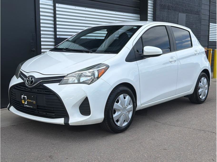 Used 2015 Toyota Yaris L FWD image 5