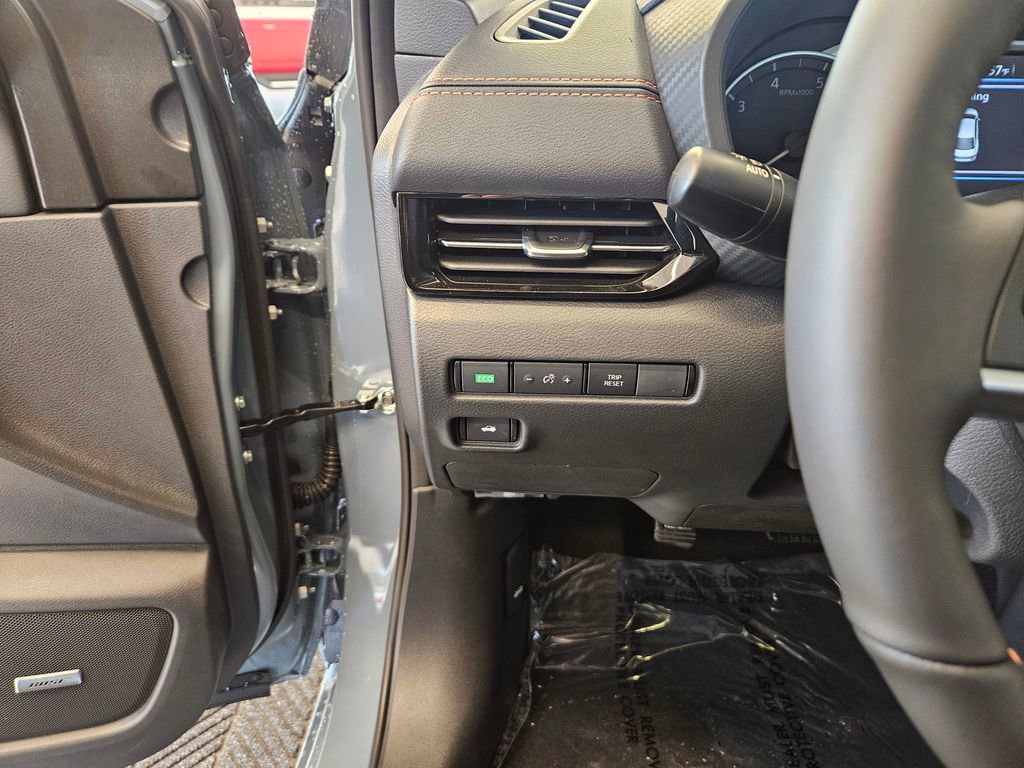 New 2025 Nissan Sentra SR w/ SR Premium Package image 16
