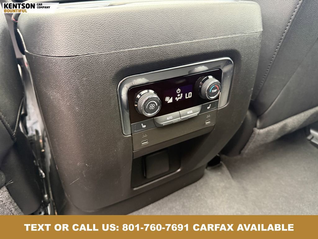 Used 2025 Chevrolet Suburban RST w/ RST Capability Package image 37