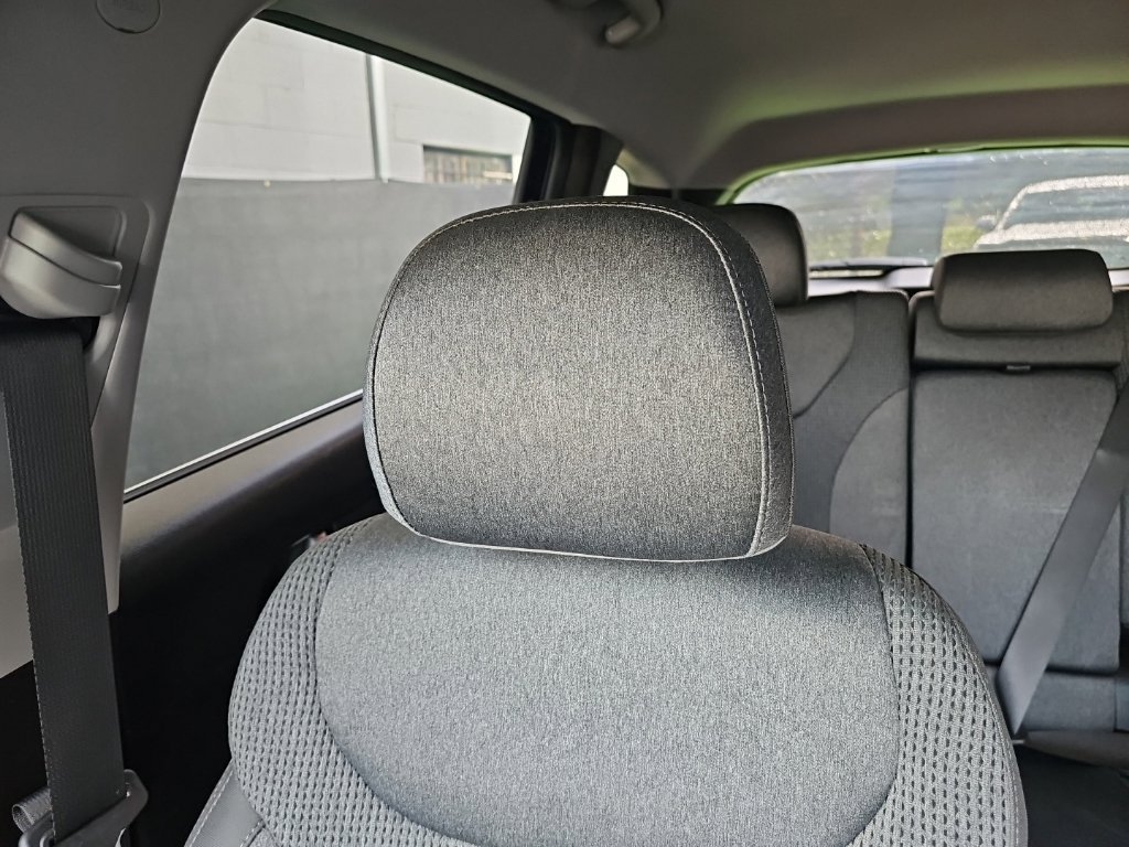 Used 2019 Hyundai Santa Fe SEL FWD image 14
