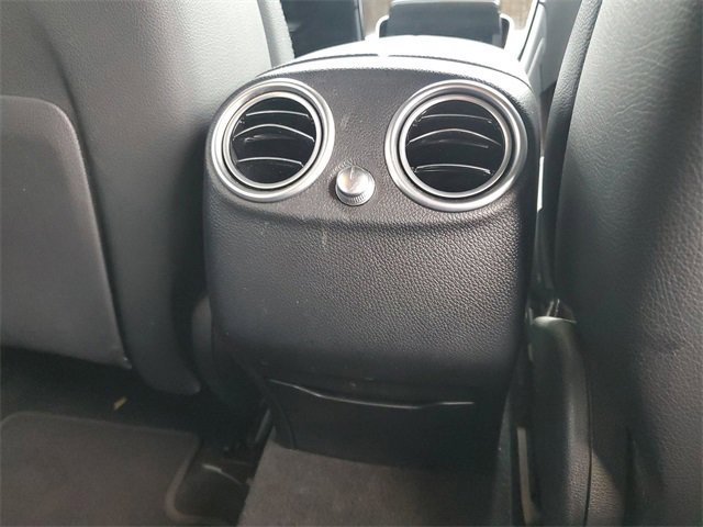 Used 2018 Mercedes-Benz GLC 300 4MATIC image 20