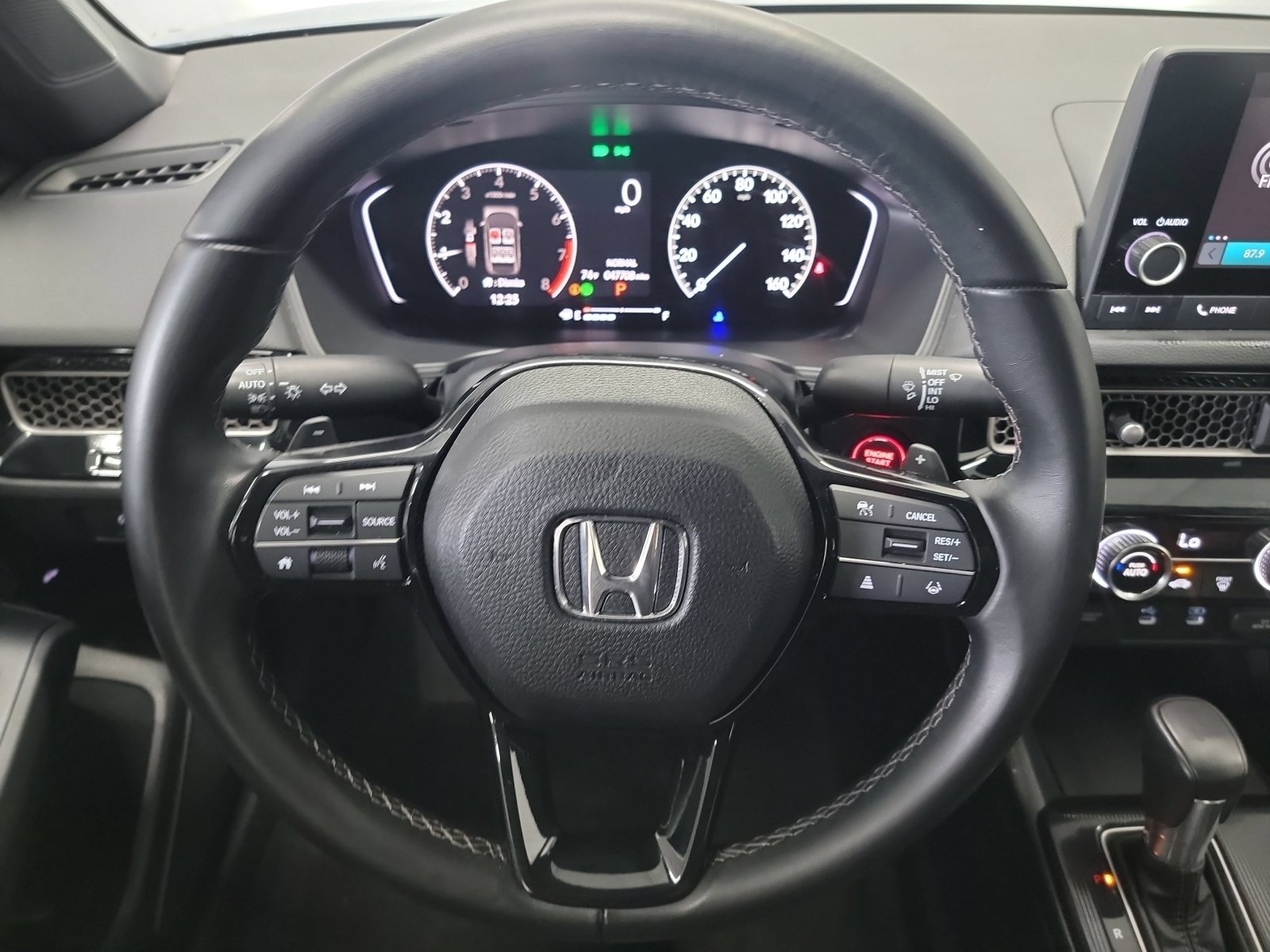 Used 2025 Honda Civic Sport image 17