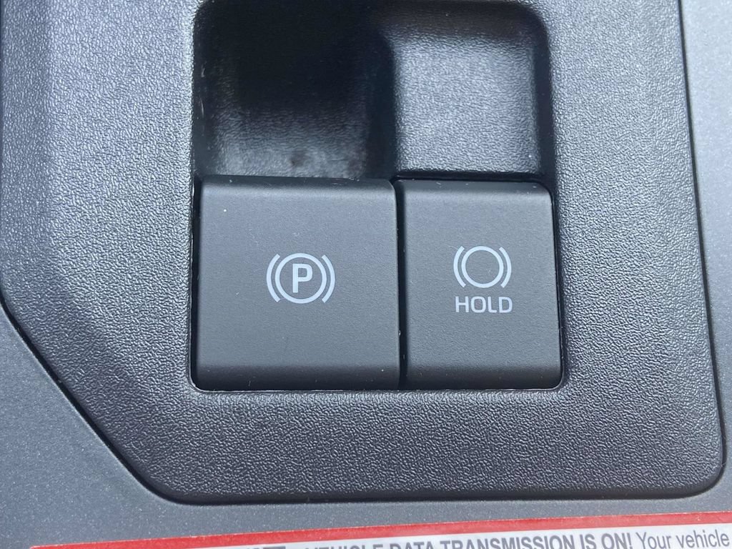 Used 2026 Toyota RAV4 LE AWD/4WD image 31