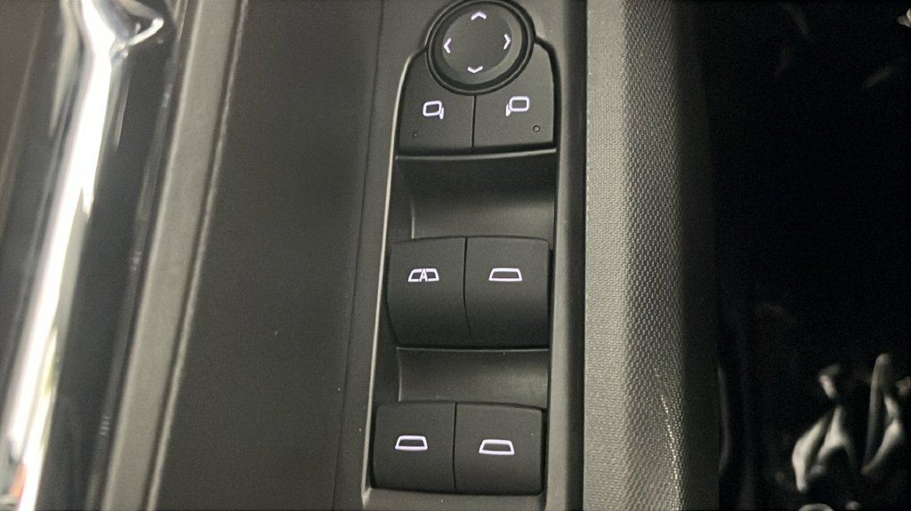 Used 2024 GMC Canyon Elevation w/ Elevation Premium Package AWD/4WD image 29