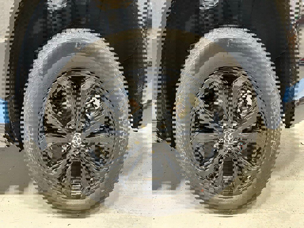 Used 2024 Toyota RAV4 XSE image 64