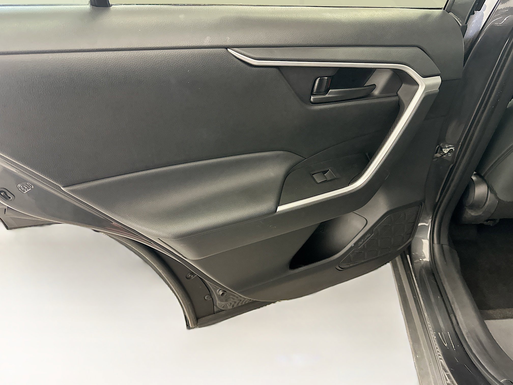 Used 2024 Toyota RAV4 LE image 26