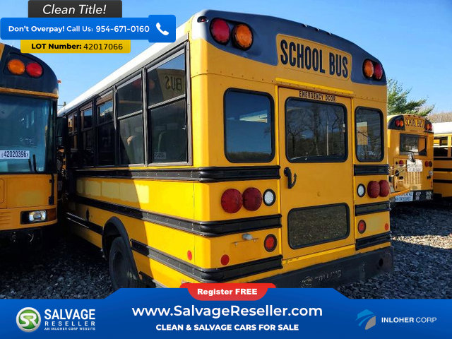 Used 2015 Chevrolet Express 4500 w/ School Bus Package RWD image 4