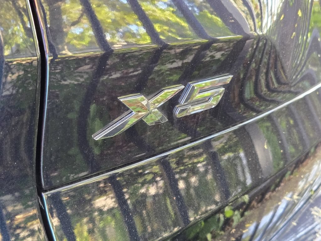 Used 2019 BMW X5 xDrive40i w/ M Sport Package AWD/4WD image 8