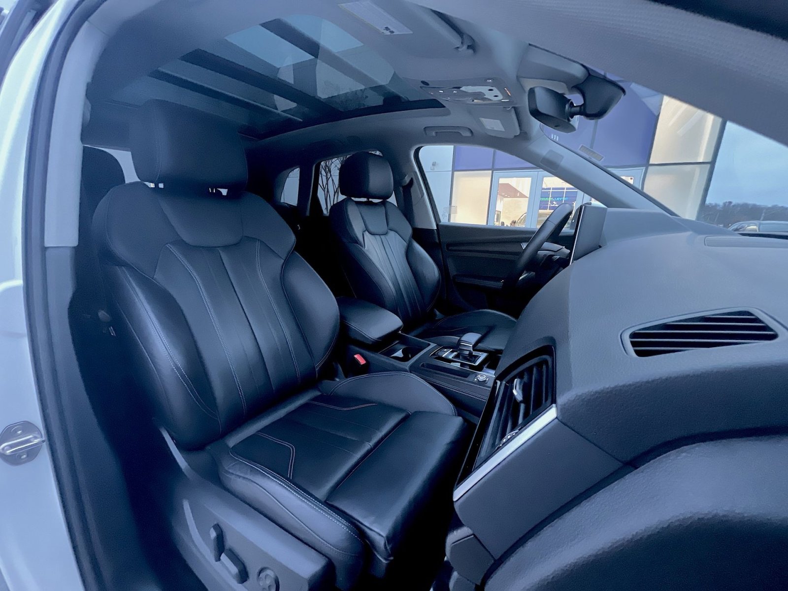 Used 2024 Audi Q5 2.0T Premium Plus image 25