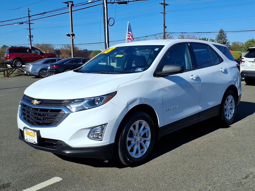 Used 2018 Chevrolet Equinox LS image 3
