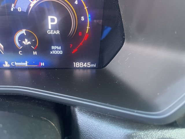 Used 2024 Chevrolet Colorado W/T image 10