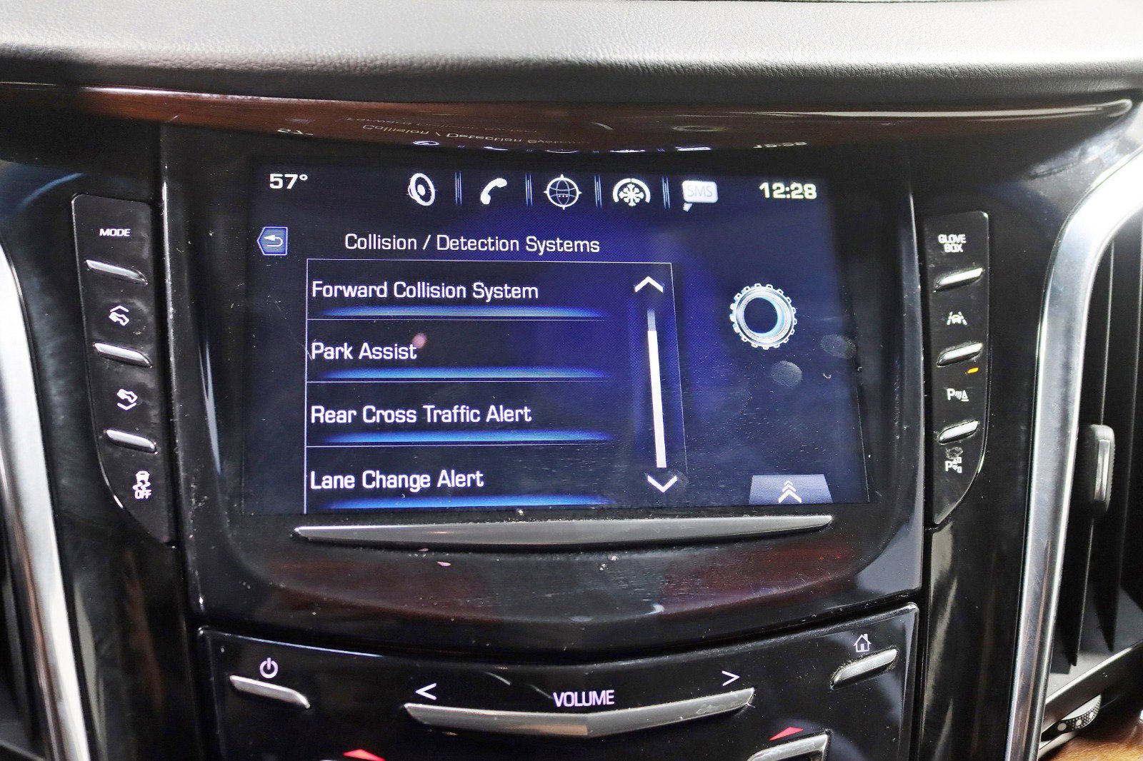 Used 2017 Cadillac Escalade ESV Luxury image 23