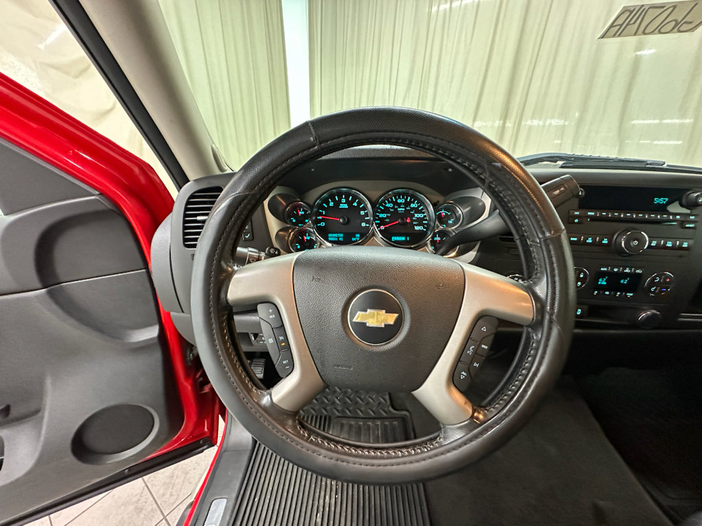 Used 2012 Chevrolet Silverado 2500 LT w/ Z71 Appearance Package AWD/4WD image 26