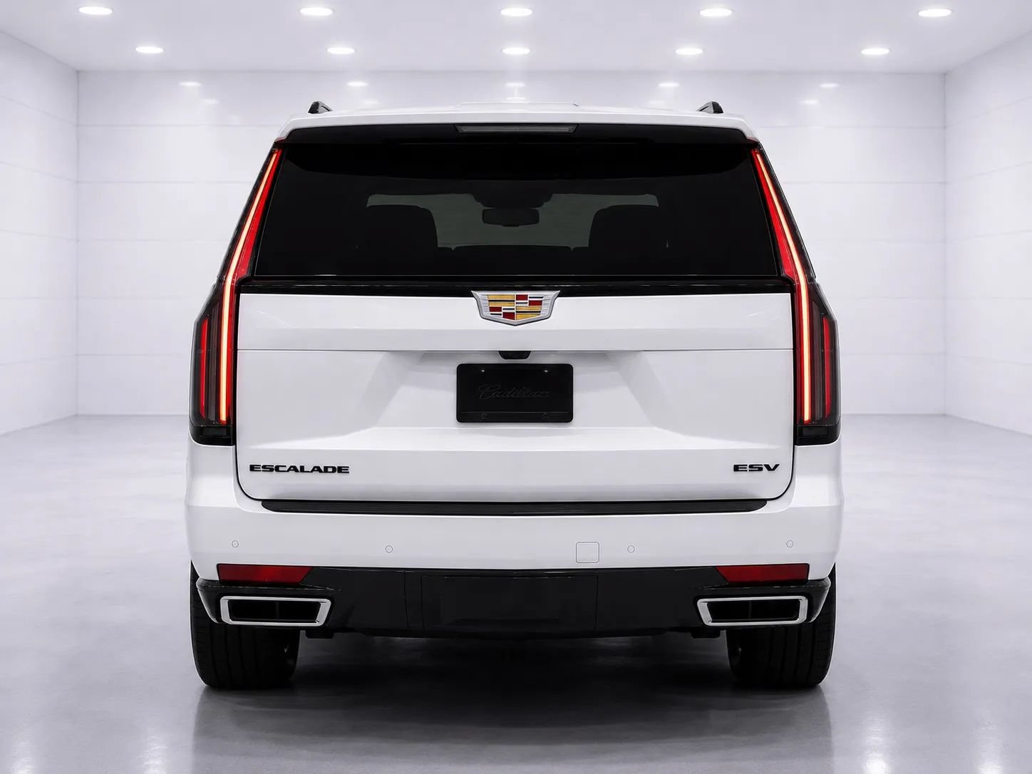 Used 2022 Cadillac Escalade ESV Sport w/ Touring Package AWD/4WD image 4
