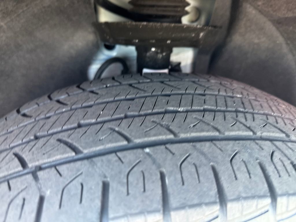 Used 2025 Chevrolet Equinox ACTIV w/ Safety and Technology Package FWD image 32