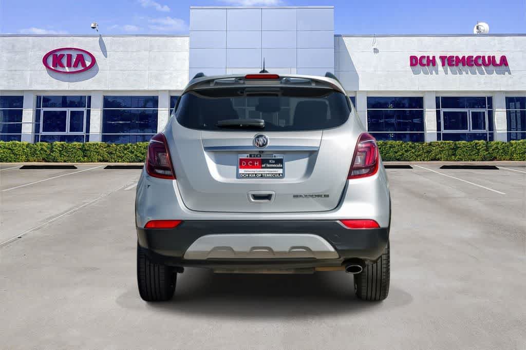 Used 2019 Buick Encore Sport Touring FWD image 5