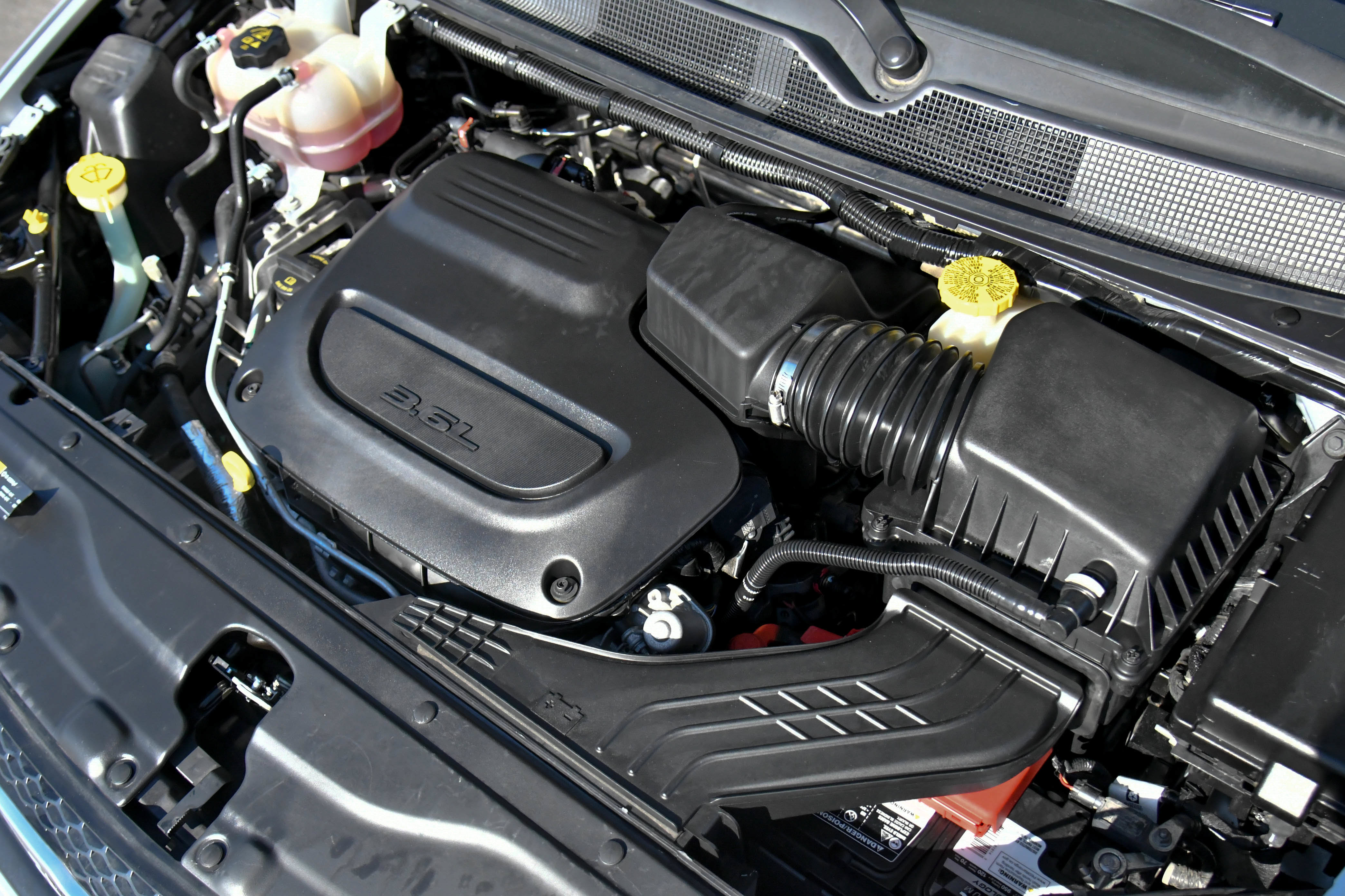 Used 2023 Chrysler Voyager LX FWD image 49
