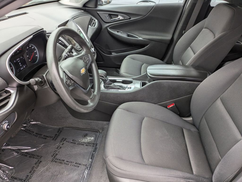 Used 2024 Chevrolet Malibu LT image 23