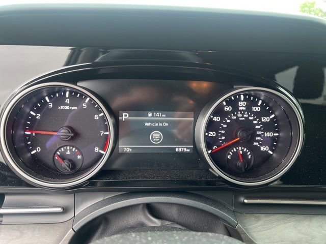 Certified 2024 Kia Carnival EX image 8