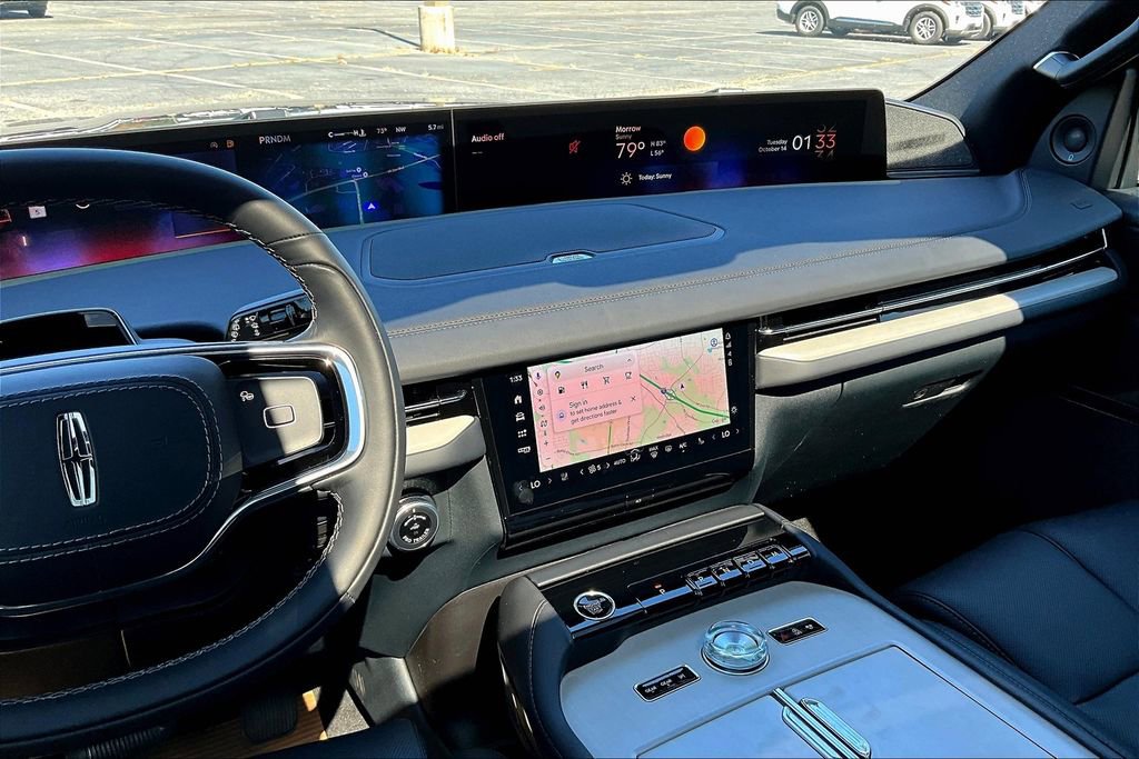 New 2025 Lincoln Navigator Reserve w/ Jet Appearance Package image 7