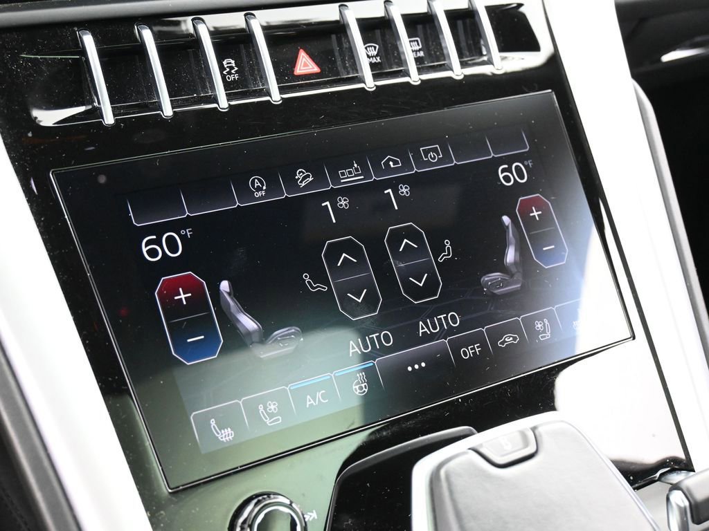 Used 2019 Lamborghini Urus image 20