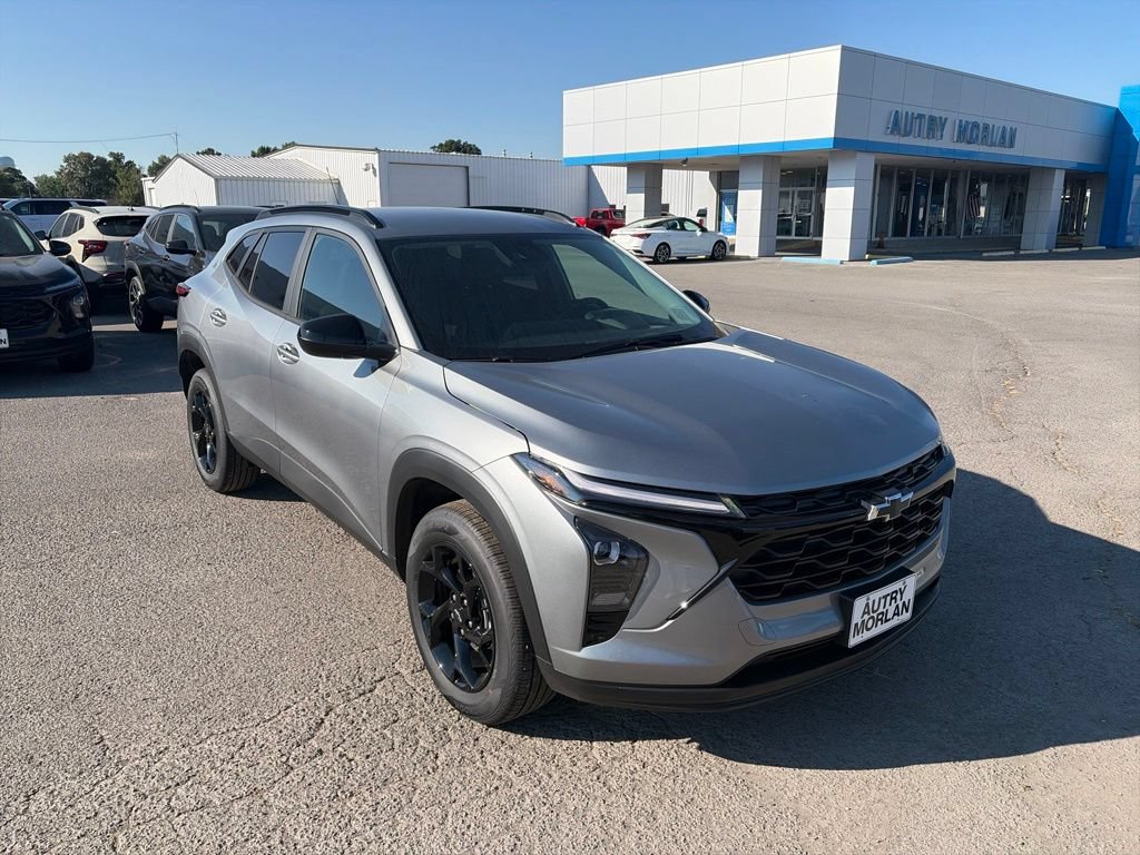 New 2026 Chevrolet Trax LT w/ Driver Confidence Package FWD image 8