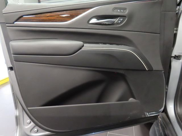 Certified 2023 Cadillac Escalade Luxury image 10
